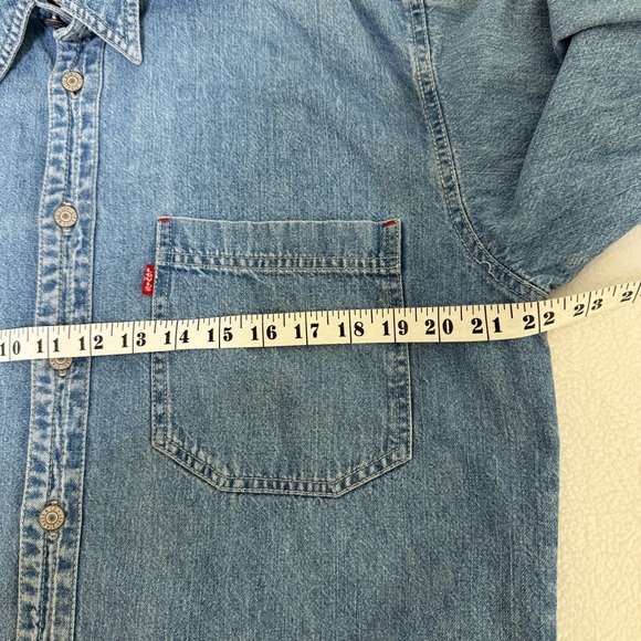 Vintage Levi's Denim Casual Button Down Shirt Men Size Small - Picture 6 of 12